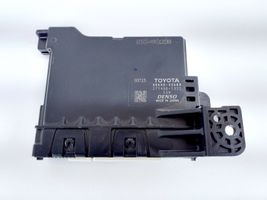 Toyota RAV 4 (XA40) Panel klimatyzacji 8865042600