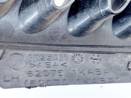 Nissan Juke I F15 Etupuskurin alempi jäähdytinsäleikkö 620751KA6A