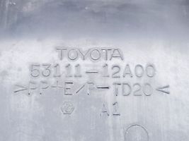 Toyota Auris 150 Grotelės viršutinės 5311112A00