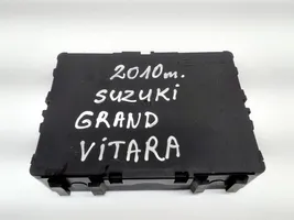 Suzuki Grand Vitara II Korin keskiosan ohjainlaite 3677076K20