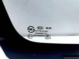 KIA Rio Szyba karoseryjna drzwi przednich 43R000083