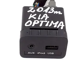 KIA Optima Connettore plug in AUX 961202T500