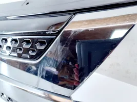 Mitsubishi Outlander Griglia superiore del radiatore paraurti anteriore 7450B298