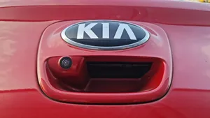 KIA Rio Takaluukun/tavaratilan kansi 