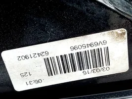 Skoda Fabia Mk3 (NJ) Aizmugurējais lukturis virsbūvē 6V6945096