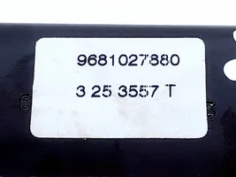 Peugeot 208 Regulacja wysokości pasów bezpieczeństwa 9681027880