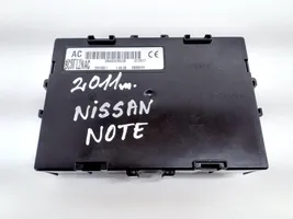 Nissan Note (E11) Korin keskiosan ohjainlaite 284B2EM03B