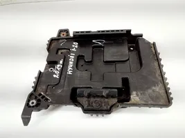 Hyundai i20 (GB IB) Vassoio scatola della batteria 37150C8500