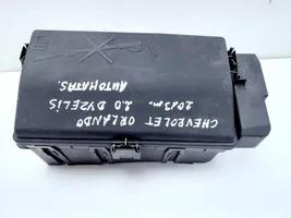 Chevrolet Orlando Fuse box set 96982038