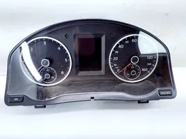Volkswagen Tiguan Speedometer (instrument cluster) 5N0920971E