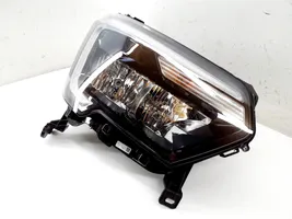 Renault Master III Lampa przednia 260105567R