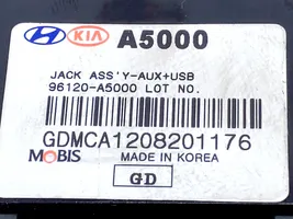 Hyundai i30 Connettore plug in AUX 96120A5000
