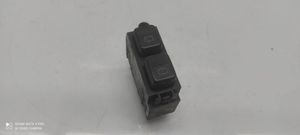 Mazda 626 Autres commutateurs / boutons / leviers GJ3866180