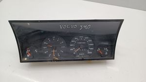 Volvo 340 -  360 Compteur de vitesse tableau de bord IP483601