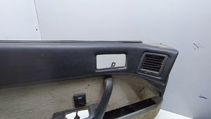 Mazda RX7 Rivestimento del pannello della portiera anteriore 