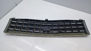 Volvo 340 -  360 Grille calandre supérieure de pare-chocs avant 208436