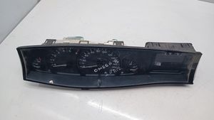 Opel Omega B1 Speedometer (instrument cluster) 90565738