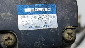 Mazda 626 Valvola di regolazione del minimo 1957001000