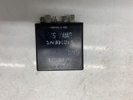 Audi A8 S8 D2 4D Module relais lève-vitre 441959257