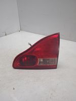 Toyota Avensis T250 Lampy tylnej klapy bagażnika 7654