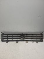 Volkswagen PASSAT B2 Front bumper upper radiator grill 