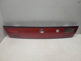 Mazda 323 F Barra luminosa targa del portellone del bagagliaio 0431441