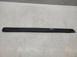 BMW 3 E30 Rivestimento portiera posteriore (modanatura) 1904772