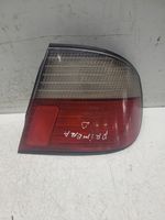 Nissan Primera Luz trasera/de freno 23190202