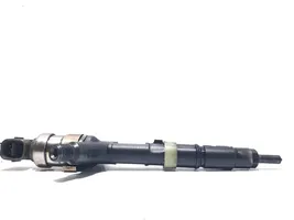 Toyota RAV 4 (XA20) Injecteur de carburant 23670-27030