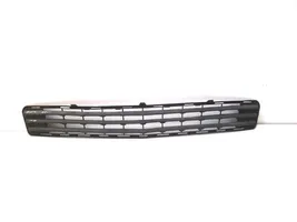 Mercedes-Benz C W204 Grille inférieure de pare-chocs avant A2048850023