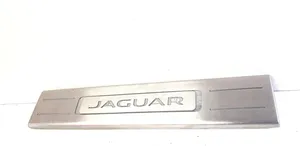 Jaguar XJ X351 Copertura del rivestimento del sottoporta anteriore AW9313200-AE