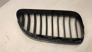 BMW 6 F06 Gran coupe Grille calandre supérieure de pare-chocs avant 51137212849