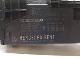 Mercedes-Benz GLC X253 C253 Pritraukėjas galinio dangčio A2059012008