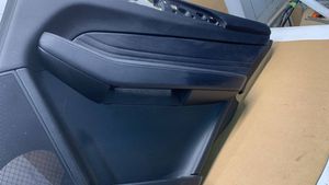 Mercedes-Benz GLE (W166 - C292) Rivestimento del pannello della portiera posteriore A1667307401