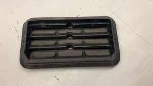 Chrysler Pacifica Quarter panel pressure vent 68170766AB