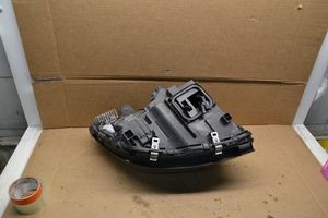 Mercedes-Benz C AMG W205 Lampa przednia A2059062904