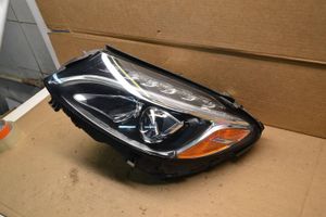 Mercedes-Benz C AMG W205 Lampa przednia A2059062904