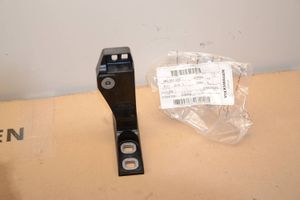 Audi Q7 4M Staffa di rinforzo montaggio del paraurti anteriore 4M0807333