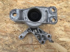 Nissan Qashqai Supporto di montaggio del motore 112104ED0D