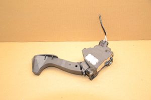 Toyota RAV 4 (XA40) Pedal del acelerador 781100W040