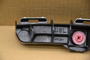 Toyota RAV 4 (XA40) Support de pare-chocs arrière 5256342040