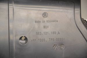 Skoda Octavia Mk4 Ilmanoton kanavan osa 5E3121189A