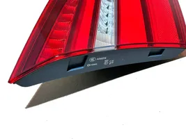 Mercedes-Benz B W246 W242 Luci posteriori del portellone del bagagliaio A2469069100