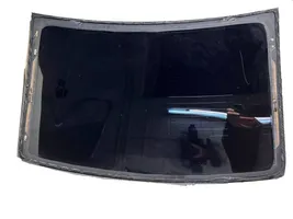 Toyota Avensis T270 Rear windscreen/windshield window 15928