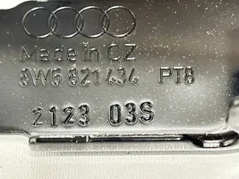 Audi A5 Uchwyt / Mocowanie błotnika przedniego 8W6821434