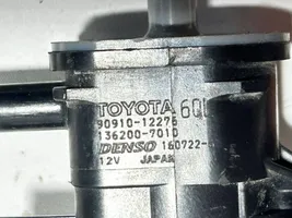 Toyota RAV 4 (XA40) Zawór podciśnienia / Elektrozawór turbiny 9091012275
