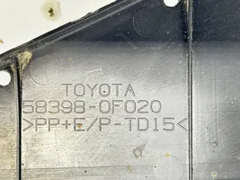 Toyota Verso Другая внешняя деталь 583980F020