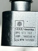 Volkswagen PASSAT B7 Other relay 8P0973722