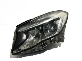 Mercedes-Benz GLA W156 Lampa przednia A1569061100