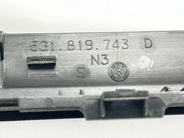 Volkswagen Golf VII Cadre, panneau d'unité radio / GPS 5G1819743D